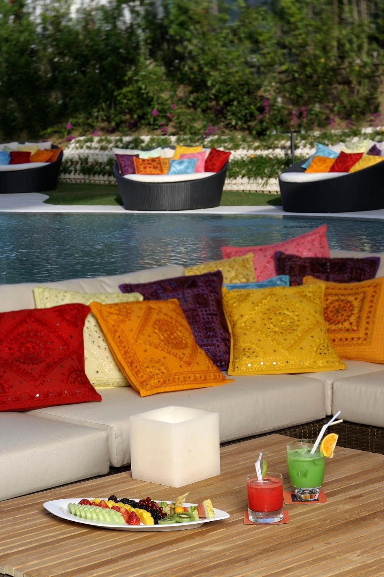 Senator Banus (Adults Only) Hotel Estepona Létesítmények fotó Outdoor cushions